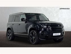 Black Used 2025 Land Rover Defender SE Dynamic SUV | £67,335 (Fair price)