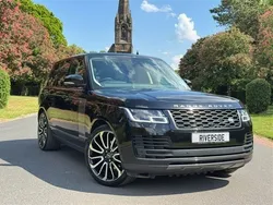 Black Used 2021 Land Rover Range Rover Vogue SE SUV | £32,595 (Fair price)
