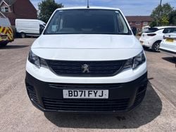 White Used 2021 Peugeot Partner Premium Van | £6,299 (Good price)