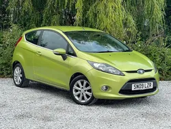 Green Used 2009 Ford Fiesta Zetec Hatchback | £995 (Good price)