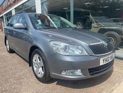 Grey Used 2012 Skoda Octavia Elegance Estate | £3,995 (Fair price)