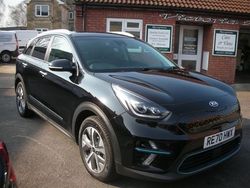 Black Used 2021 Kia Niro 2 SUV | £12,995 (Fair price)