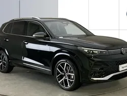 Black Used 2025 VW Tiguan R-line SUV | £34,492 (Fair price)
