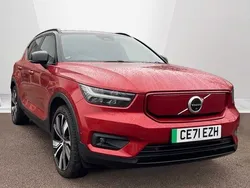 Red Used 2022 Volvo XC40 Pro SUV | £23,899 (Good price)