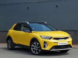 Yellow Used 2022 Kia Stonic 4 SUV | £15,998 (Fair price)