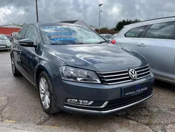 Grey Used 2011 VW Passat SE Sedan | £4,395 (Fair price)