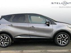 Blue Used 2018 Renault Captur Iconic SUV | £8,517 (Fair price)