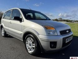Silver Used 2008 Ford Fusion Zetec Hatchback | £1,990 (Fair price)