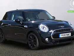 Black Used 2018 Mini Cooper S Chili Hatchback | £14,799 (Fair price)