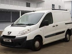 White Used 2011 Peugeot Expert Van | £3,195 (Good price)