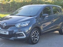 Blue Used 2017 Renault Captur Dynamique SUV | £7,200 (Good price)