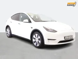 White Used 2022 Tesla Model Y Long Range AWD SUV | £23,395 (A bit pricey)