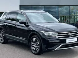 Deep black pearl Used 2024 VW Tiguan Allspace Elegance SUV | £32,629 (Fair price)