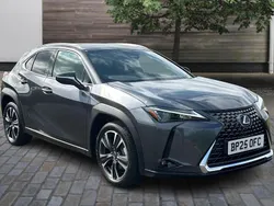 Unknown New 2025 Lexus UX 300h SUV | £37,990 (Super price)
