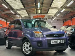 Mauve/purple Used 2008 Ford Fusion Zetec Hatchback | £2,995 (Fair price)