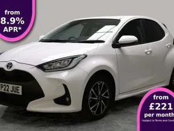 Used 2025 Toyota Yaris Hybrid Design Hatchback | £16,093 (Super price)