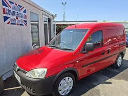 Red Used 2010 Vauxhall Combo MPV | £2,799 (Fair price)