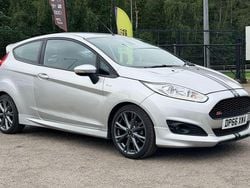 Silver Used 2017 Ford Fiesta ST-Line Hatchback | £7,695 (Good price)
