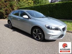 Silver Used 2016 Volvo V40 R-Design Estate | £6,450 (Fair price)