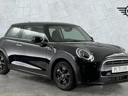 Black Used 2021 Mini Cooper Classic Hatchback | £15,987 (Good price)