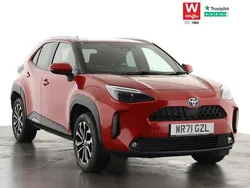 Red Used 2022 Toyota Yaris Cross Design SUV | £18,799 (Super price)