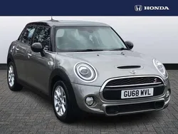 Silver Used 2018 Mini Cooper S Hatch Hatchback | £12,550 (Fair price)