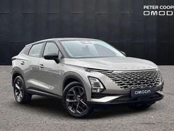 Silver/black Used 2024 Omoda 5 SUV | £20,993 (Fair price)