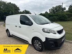 White Used 2019 Peugeot Expert Van | £9,990 (Good price)
