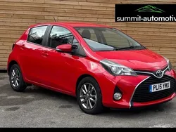Red Used 2015 Toyota Yaris Hatchback | £5,290 (Fair price)