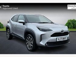 Used 2025 Toyota Yaris Hybrid Design Estate | £22,807 (Good price)