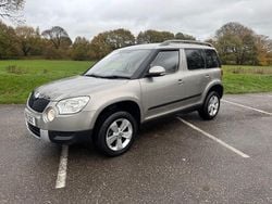 Beige Used 2011 Skoda Yeti SUV | £6,995 (Expensive)