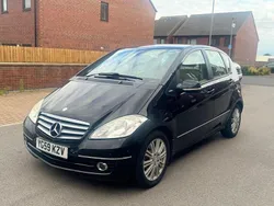 Black Used 2009 Mercedes A180 Elegance Hatchback | £1,895 (Fair price)