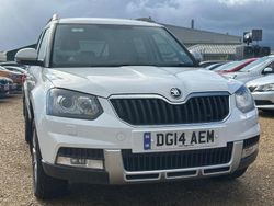 White Used 2014 Skoda Yeti Elegance SUV | £6,995 (Fair price)