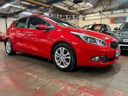 Red Used 2015 Kia Ceed 2 Hatchback | £9,000 (Fair price)