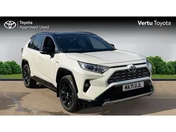 Used 2021 Toyota RAV4 SUV | £27,918 (A bit pricey)