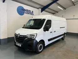 White Used 2022 Renault Master Business Van | £16,290 (Good price)