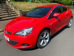 Red Used 2013 Vauxhall Astra GTC SRi Hatchback | £2,495 (Fair price)