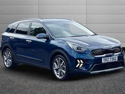 Ocean blue Used 2022 Kia Niro 2 SUV | £21,650 (Expensive)