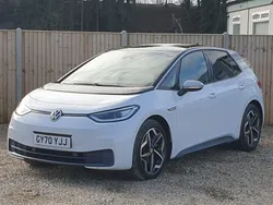 White Used 2020 VW ID.3 Pro Hatchback | £13,100 (Fair price)