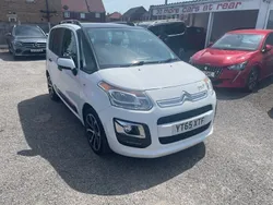 White Used 2015 Citroën C3 SELECTION Hatchback | £5,000 (Expensive)