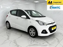 White Used 2014 Hyundai i10 SE Hatchback | £4,295 (Fair price)