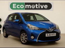 Blue Used 2014 Toyota Yaris Hybrid Hatchback | £8,495 (Expensive)