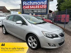 Silver Used 2012 Vauxhall Astra SRi Hatchback | £2,195 (Fair price)