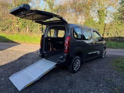 Grey Used 2019 Citroën Berlingo Feel MPV | £14,995 (Good price)