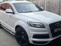 White Used 2013 Audi Q7 S-line plus SUV | £12,249 (A bit pricey)
