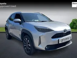 Silver Used 2022 Toyota Yaris Hybrid Design Hatchback | £18,866 (Expensive)