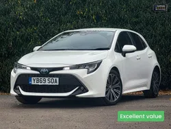 White Used 2020 Toyota Corolla Design Hatchback | £12,089 (Fair price)