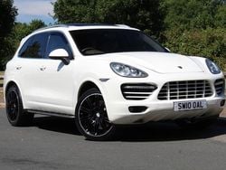 White Used 2010 Porsche Cayenne Turbo SUV | £15,995