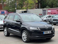 Black Used 2018 Skoda Karoq SE L SUV | £11,495 (Fair price)