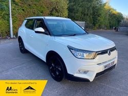 White Used 2015 Ssangyong (KGM) Tivoli SUV | £4,450